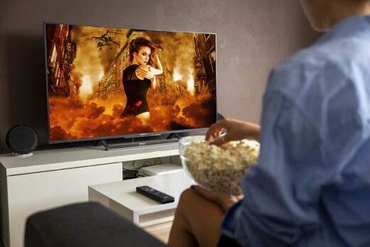 jpeg-optimizer-netflix-mia-zebra-metaksi-alogon