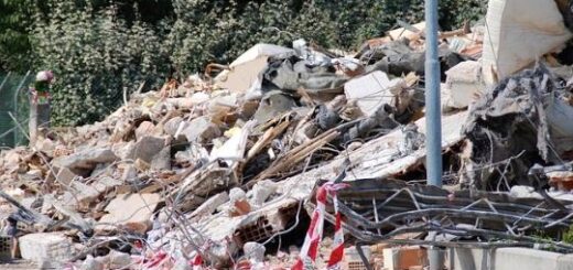 jpeg-optimizer_sigentrosi-eidon-protis-anagis-gia-Turkia-Siria-sto-theatro-amalia