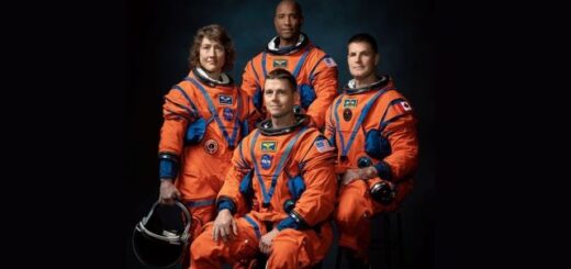 jsc2023e016432_alt4- Crew Artemis II