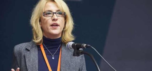 Rena Dourou