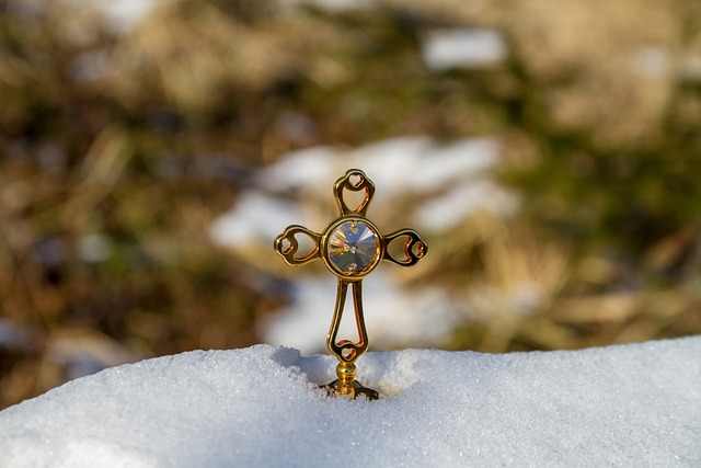 cross-3183635_640