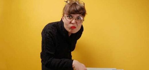 jpeg-optimizer_To-hioumor-katapolema-tin-parapliroforisi