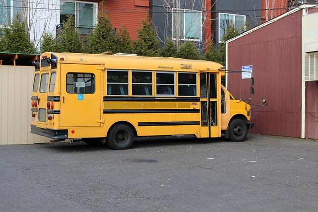 school-bus-648063_640