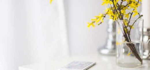 Gia-tilefoniki-apati-se-varos-ginaikas-sinelifthi-allodapos-andras-sti-thessaloniki