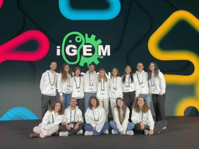 asimenio-metallio-kai-eidiko-vraveio-sti-foititiki-omada-iGEM-tou-apth