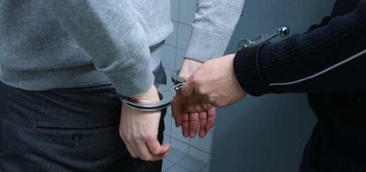 Sillipsi-andra-gia-narkotika-sti-Pella