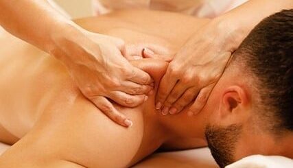 40chroni-me-proschima-tis-ipiresies-aisthitikis-massage-ekleve-tous-pelates-tis