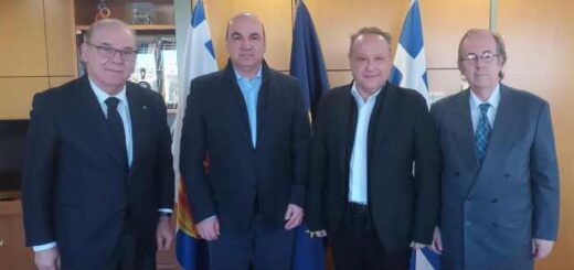 Sinantisi- Steliou-Aggeloudi kai-Gianni-Masouti-sto-dimarcheio-thessalonikis