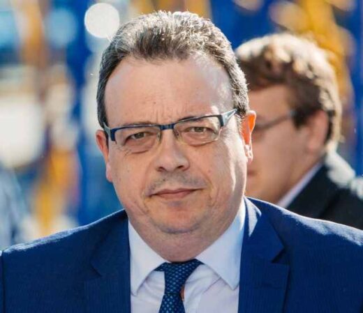 Sokratis_Famellos_Theloume-na-iparchei-isotita-sta-dikaiomata