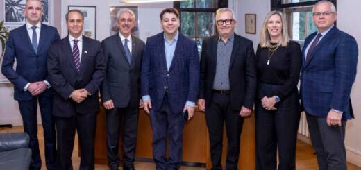 Tsunis_Anatolia College (3)