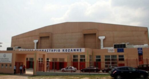 Sti-Kozani-tha-diexathei-to-Kipello-Ellados-epitrapezias-antisfairisis-andron-gynaikon