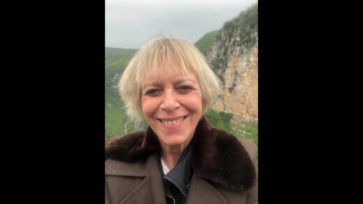 i-esiemth-apochaireta-ti-nafsika-gratsiou