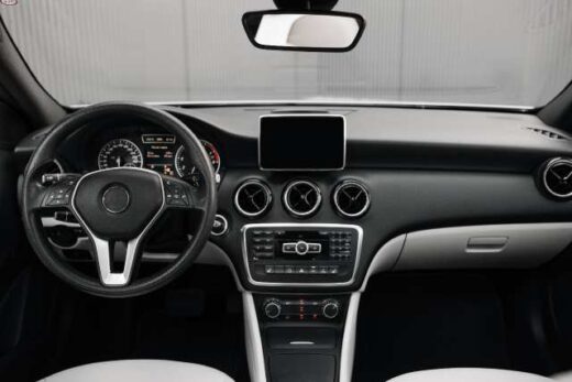 Otan-i-polyteleia-synanta-tin-aftokinisi-i-nea-tasi-stin-agora-aftokinitou