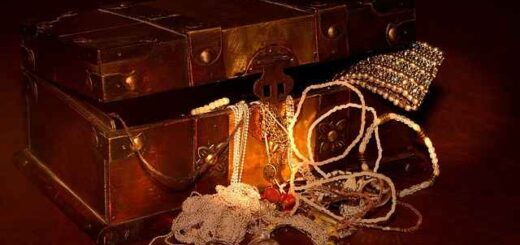 kosmimata-axias-10000-euro-eiche-klepsei-enas-andras-mazi-me-synergo-tou-stin-imathia