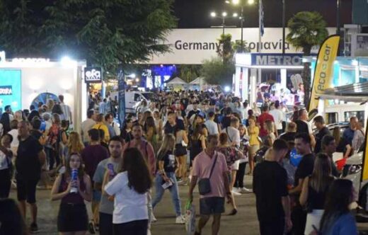 88i-deth-i-fadasmagoria-ton-drone- light -shows