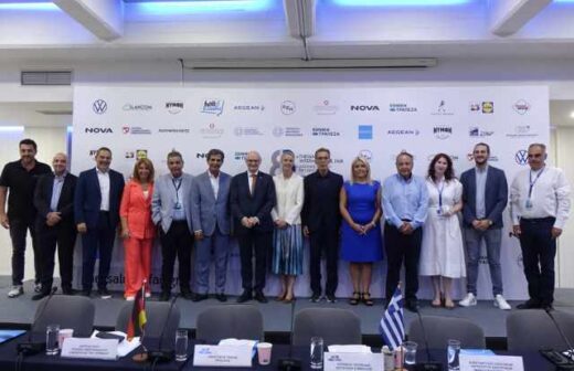 me-500-drones-anavoun-ta-fota-this-88is-deth-timomeni-chora-i-germania 1