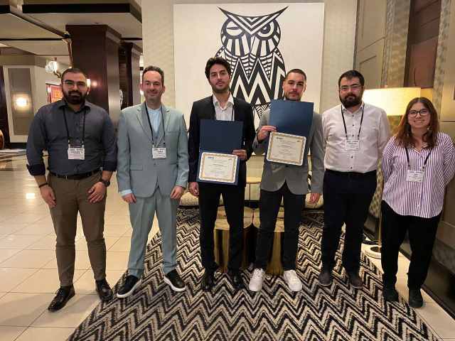 dipli-diakrisi-tou-apth-ston-tomea-tis-efarmosmenis-erevnas