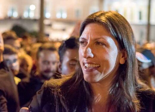 to-deftero-video-tis-sto-Tik-Tok-anevase-i-zoi-konstantopoulou-me-ta-grafeia-tis-Plefsis-Elefterias-sti-Vouli