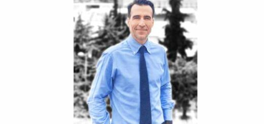 Michalis -Chourdakis-to-Kinima-Dimokratias-de-kouvalaei-varivia