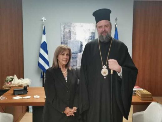 synantisi-tis-Perifereiarchi-Kentrikis-Makedonias-Athinas-Aidona-me-ton-Mitropoliti-Thessalonikis-Filotheo