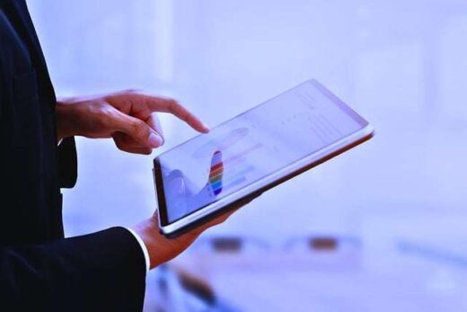 tin-anisi-katanomi-tis-evimerias-stin-Ellada-katadeiknioun-ta-evrimata-tis-ekthesis-tou-Institoutou-Ergasias-tis-gsee