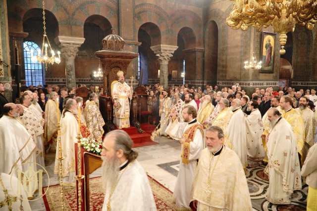 O-esperinos-tis-agapis-stin-poli-tis-thessalonikis