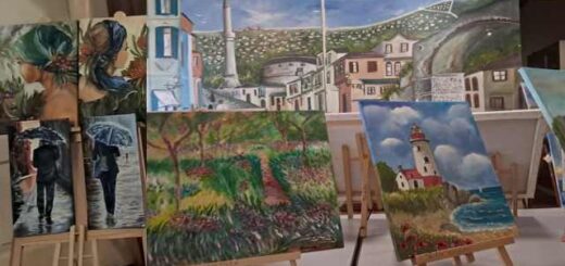 Ti- tecni-tis-zografikis-mathainei-i-zografos-Eirini-Soulounia- se-enilikes 1