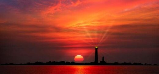 lighthouse-9535881_640