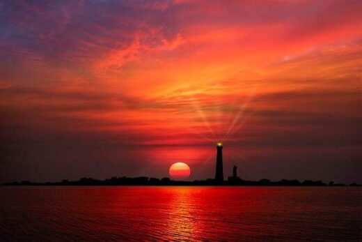 lighthouse-9535881_640