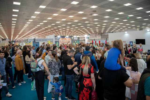 dikaiomata-gynaikes-ekpaidefsi-ekfrasi