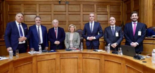 poli-epipedes-kai-diachronikes-draseis-kaitonomias-kai-psifiakou-metaschimatismou-apo-to-ebeth