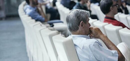 Perifereiaka-mesa-enimerosis-axiopistia-kai-elefthorotypia 1