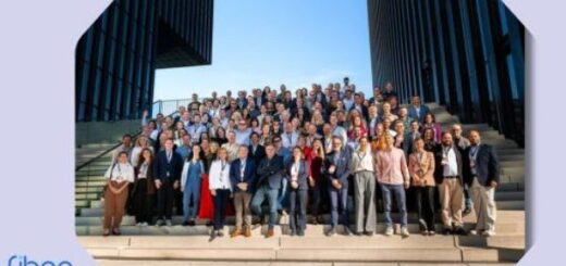 oi-pagkosmies-exelixeis-gyro-apo-ti-techniti-noimosini