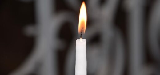 Epta-nekroi-kai-treis-travmaties-opadoi-tou-PAOK-se-trochaio-dystychima-sti-Roumania