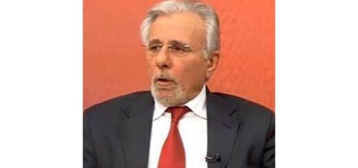 Stous -ouranous-taxidepse- o- emvlimatikos-dimosiografos-spyros-karatzaferis