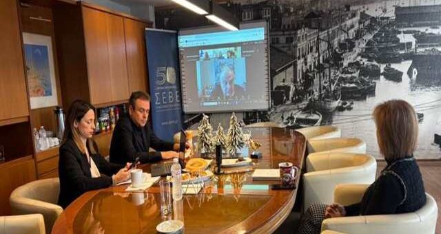 tin-periodo-2020-2024-afksifikan-kata-35-oi-ellinikes-exagoges-pros-tin-Australia