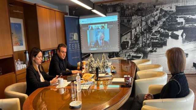 tin-periodo-2020-2024-afksifikan-kata-35-oi-ellinikes-exagoges-pros-tin-Australia