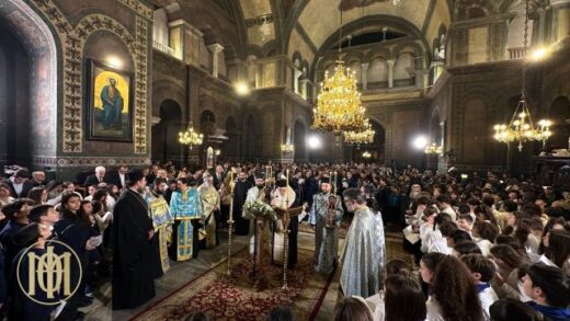 Stin-Akolouthia-ton-C-Chairitismon-chorostatise-o-Archiepiskopos