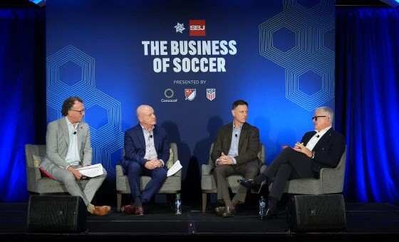 anarpasta eginan ta paketa pagkosmion chorigion