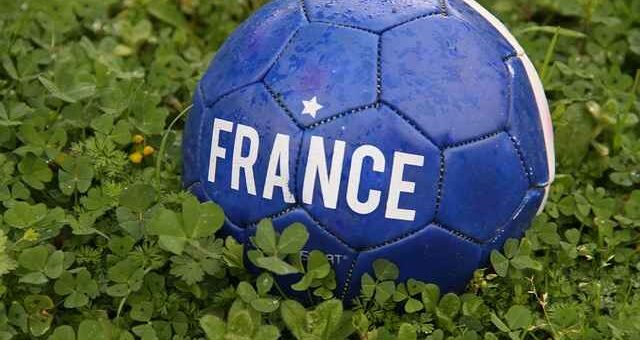 i-gallia-prokritike-sta-imitelika-tou-Mundial-2026